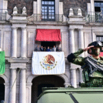 Gobernadora Delfina Gómez encabeza desfile cívico-militar por el 215 aniversario de la Independencia en Toluca