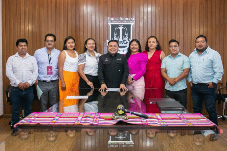 Magistrado presidente del Poder Judicial refuerza diálogo con abogadas y abogados en Chiapas