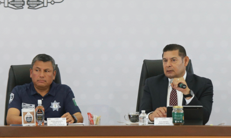 Alejandro Armenta: en Puebla se trabaja con orden, diálogo y apego a la ley