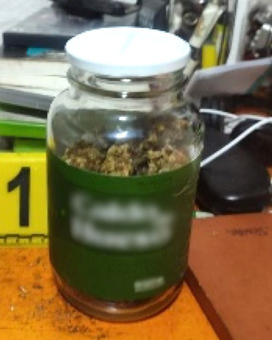 Vinculan a proceso a Sergio “C” por posesión de droga y arma exclusiva del Ejército