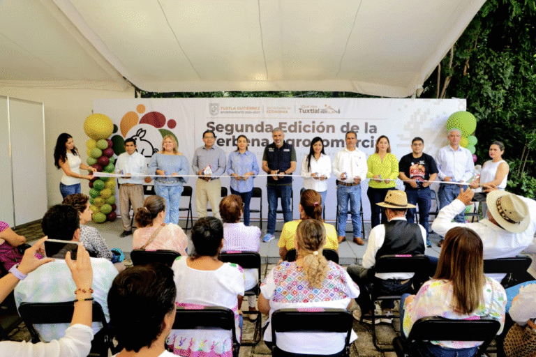 Ángel Torres impulsa el consumo local con Verbena Agrocomercial en la Calzada de las Personas Ilustres