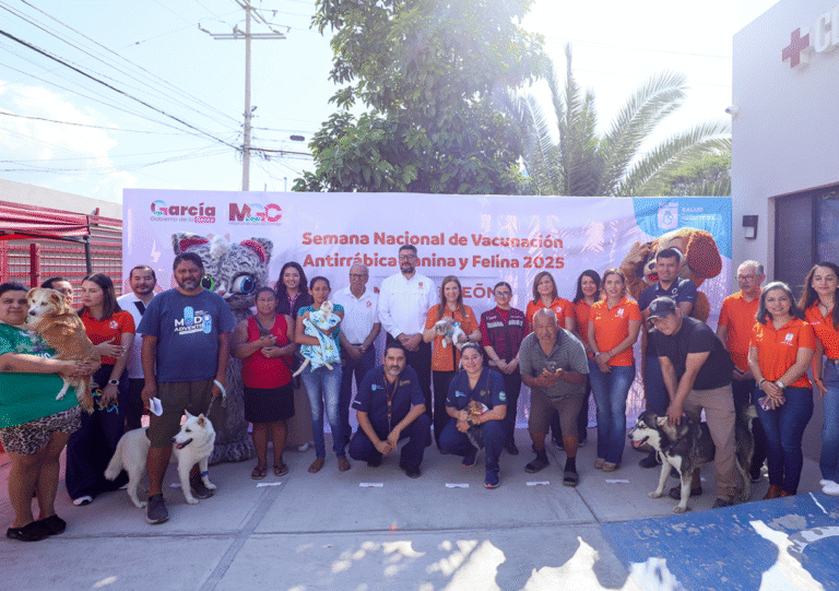 Inicia Semana Nacional de Vacunación Antirrábica en Nuevo León: aplicarán 80 mil dosis a perros y gatos