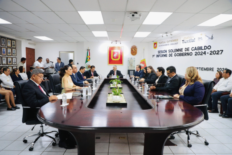 Ángel Torres rinde su Primer Informe de Gobierno en Tuxtla Gutiérrez