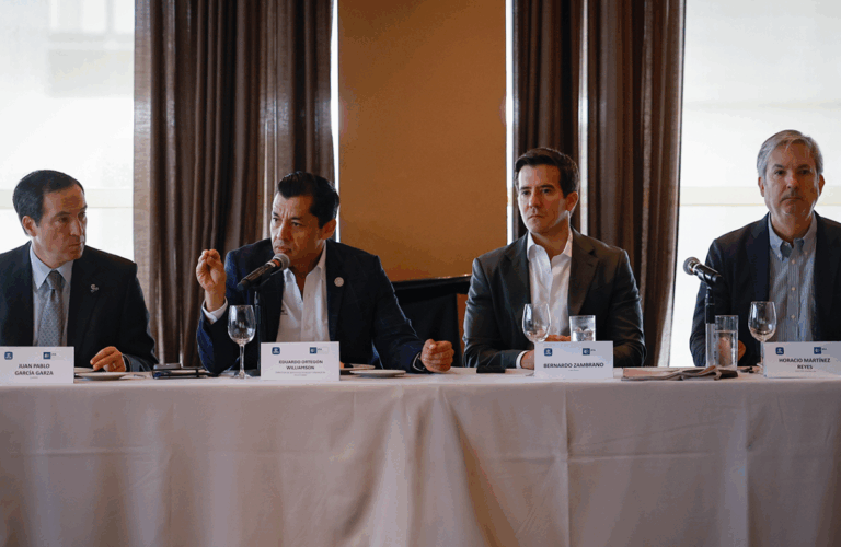 Refrenda Agua y Drenaje colaboración con CAINTRA e IPA para fortalecer la seguridad hídrica en Nuevo León