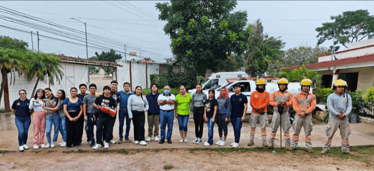 Capacitan a docentes y alumnado de la UNACH Berriozábal en primeros auxilios y prevención de riesgos