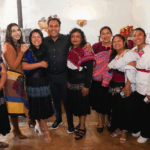 Eduardo Ramírez impulsa la identidad cultural en los uniformes del Gobierno de Chiapas