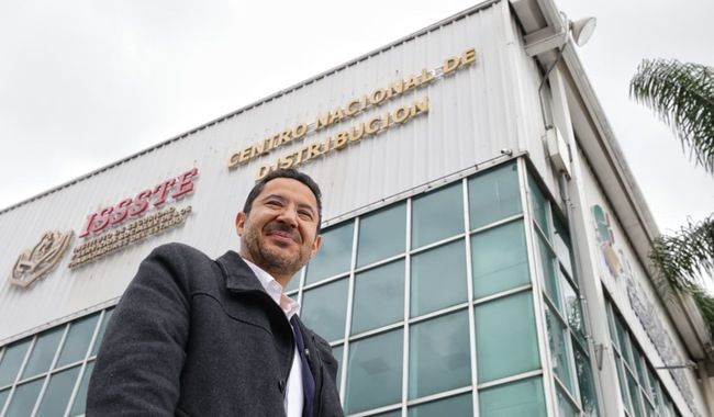 Martí Batres supervisa el Centro Nacional de Distribución del ISSSTE y destaca aumento en el abasto de medicamentos