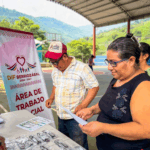 Gobierno de Berriozábal entrega más de 150 lentes pregraduados y apoyos técnicos en comunidades rurales