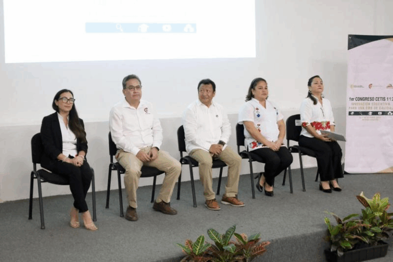 Yucatán impulsa la innovación educativa para fortalecer la enseñanza media superior