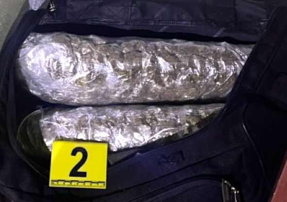 FGR vincula a proceso a detenido por posesión de drogas y arma de uso exclusivo en Colima