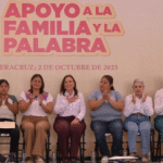 Rocío Nahle entrega apoyos a más de 4 mil familias y créditos a 849 emprendedores en Veracruz