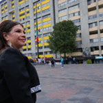 Clara Brugada honra la memoria del 68 en Tlatelolco y llama a mantener viva la lucha democrática