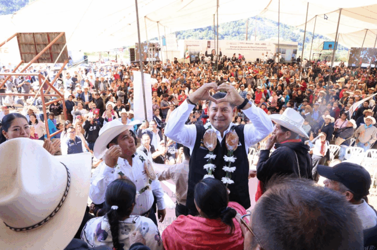 Impulsa Puebla el renacer del campo con apoyos históricos en Cuautempan