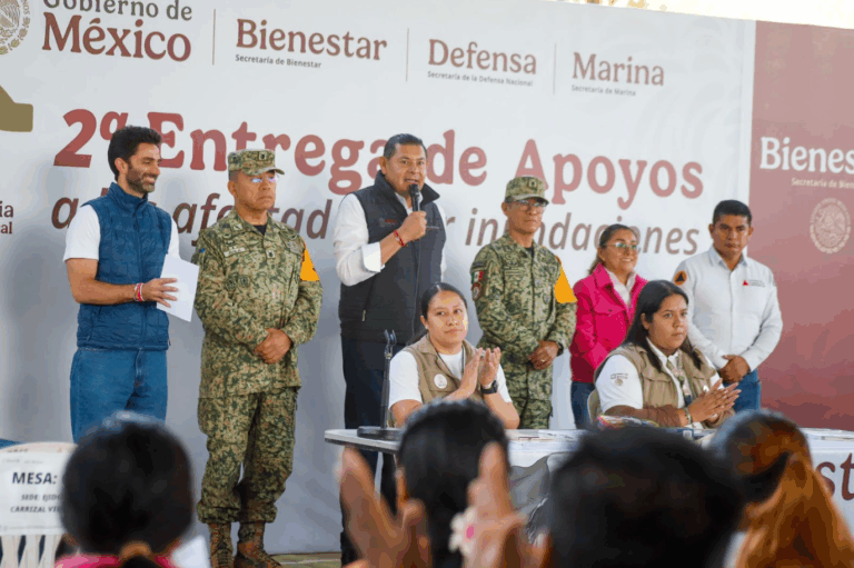 “Puebla de pie”: Armenta supervisa entrega de apoyos en El Carrizal