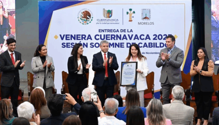 Reconoce Cuernavaca a Margarita González Saravia con la Venera 2025 por su liderazgo histórico