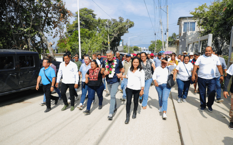 Inicia rehabilitación vial en Camino a Pacú con el programa Calles Felices