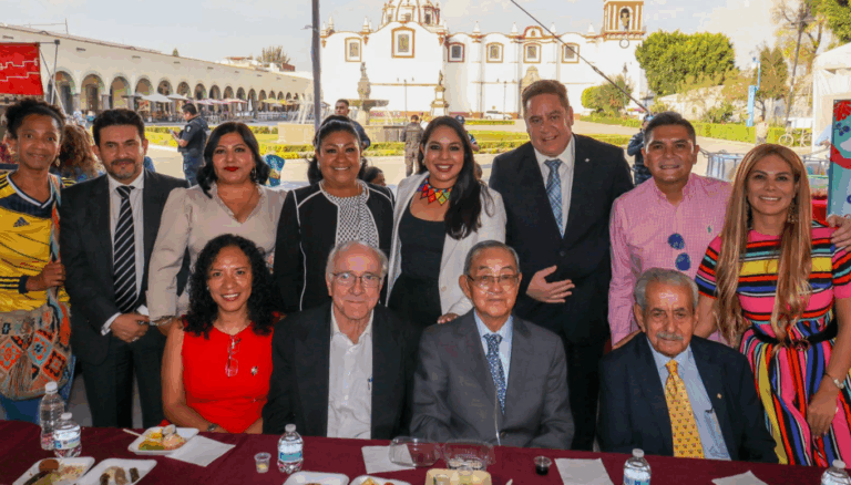 Cholula recibe a cónsules en jornadas culturales por el Día del Migrante