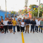 Inaugura Ángel Torres una calle más; ahora en la colonia Las Lajas