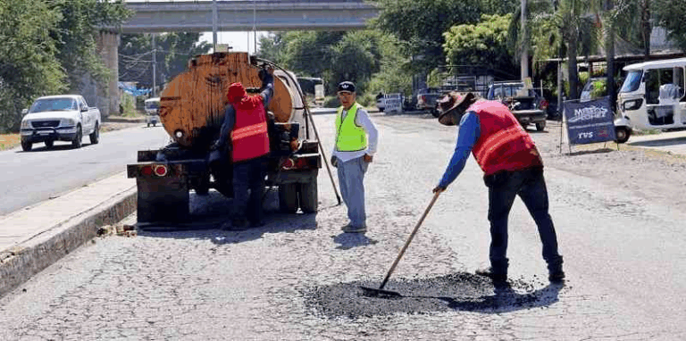 Gobierno de Margarita González Saravia mejora conectividad vial en 11 municipios con apoyo de Pemex