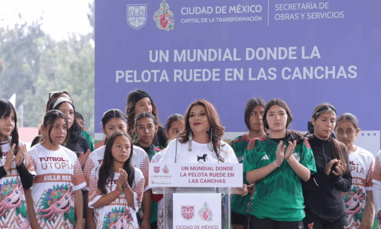 Clara Brugada presenta ambicioso proyecto para rehabilitar y construir 500 canchas de futbol rumbo al Mundial 2026