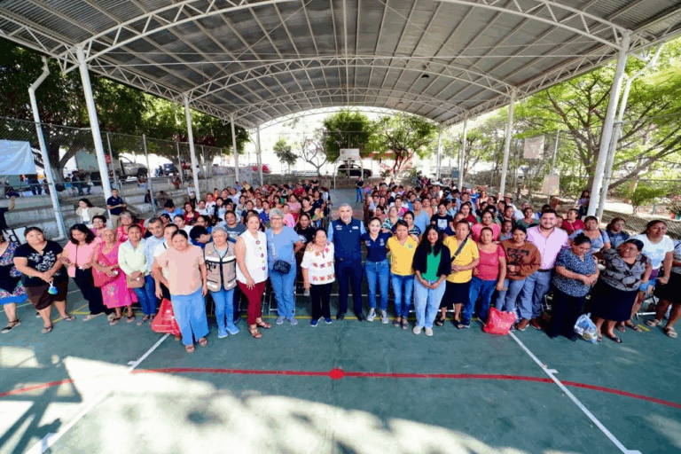 Tux Despensas sigue fortaleciendo la seguridad alimentaria en colonias de Tuxtla