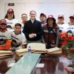 Javier López Casarín reconoce labor del equipo de saneamiento de barrancas en Álvaro Obregón