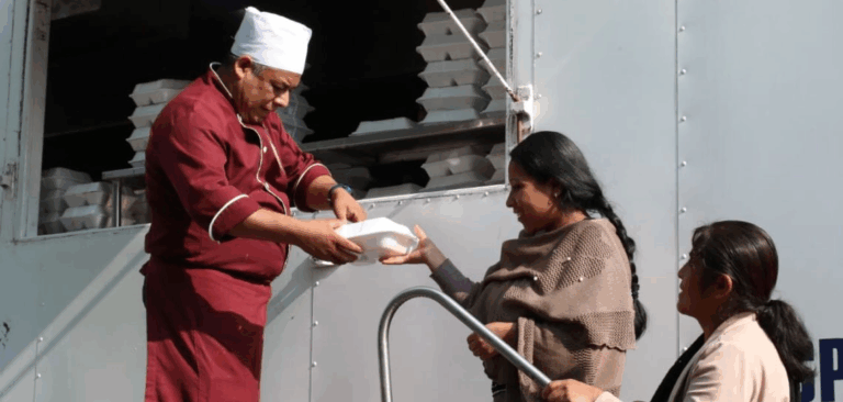 Lleva Caravana Abrigando Corazones más de 7 mil apoyos a comunidades de Coscomatepec y Jalacingo