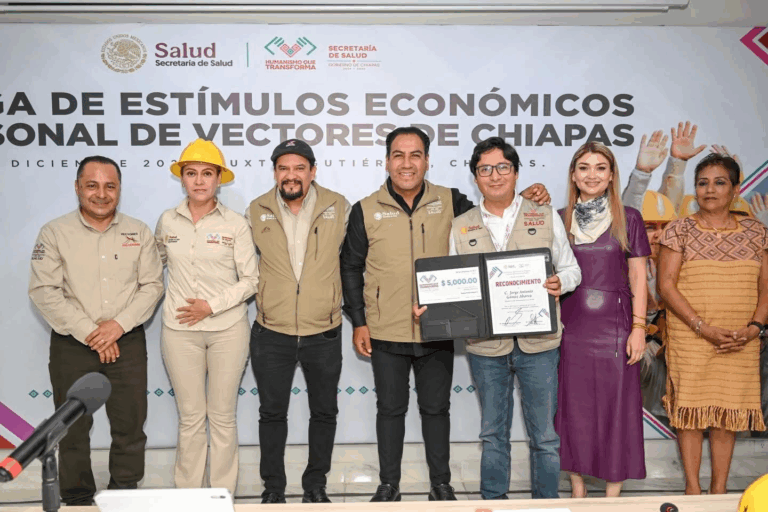 Eduardo Ramírez reconoce a personal de vectores por su labor en la prevención de enfermedades