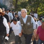 Supervisa Pepe Chedraui rehabilitación del puente vehicular en San Pablo Xochimehuacan