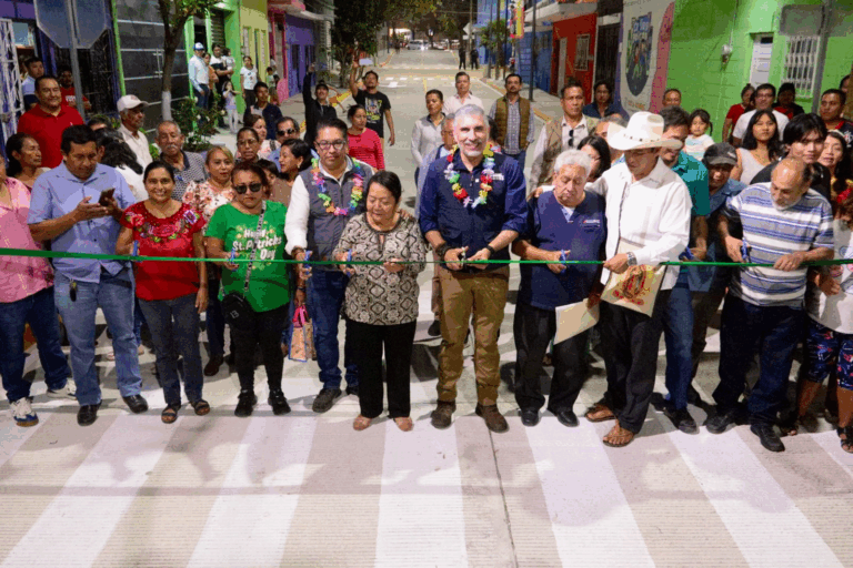 Ángel Torres transforma la colonia 13 de Julio con pavimentación de calle Eucalipto