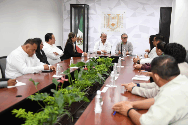 UNACH y el Instituto del Café de Chiapas impulsan diplomado sobre propagación in vitro del café