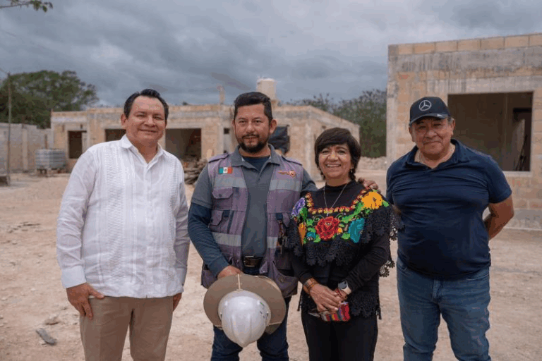 Joaquín Díaz Mena y Sedatu supervisan avances del Programa de Vivienda para el Bienestar en Yucatán