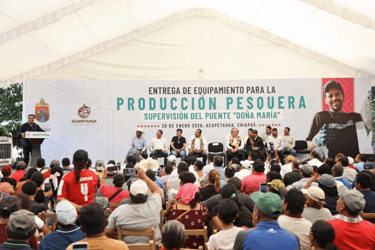 En Acapetahua, Eduardo Ramírez reitera apoyo al sector pesquero e impulsa obras