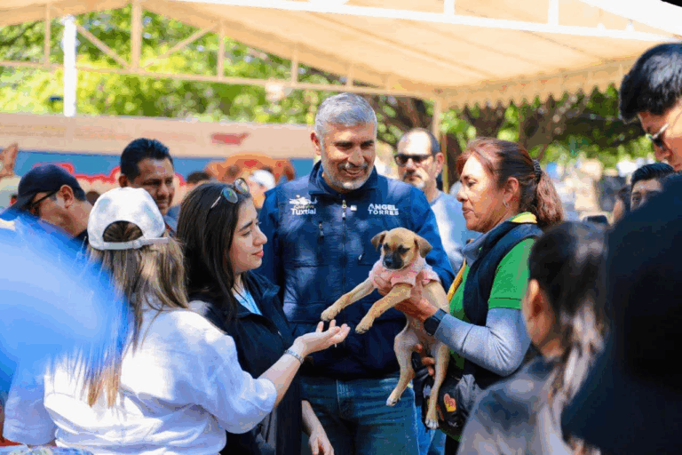 Exitosa jornada de adopciones y cuidado animal en el Parque Tuchtlán