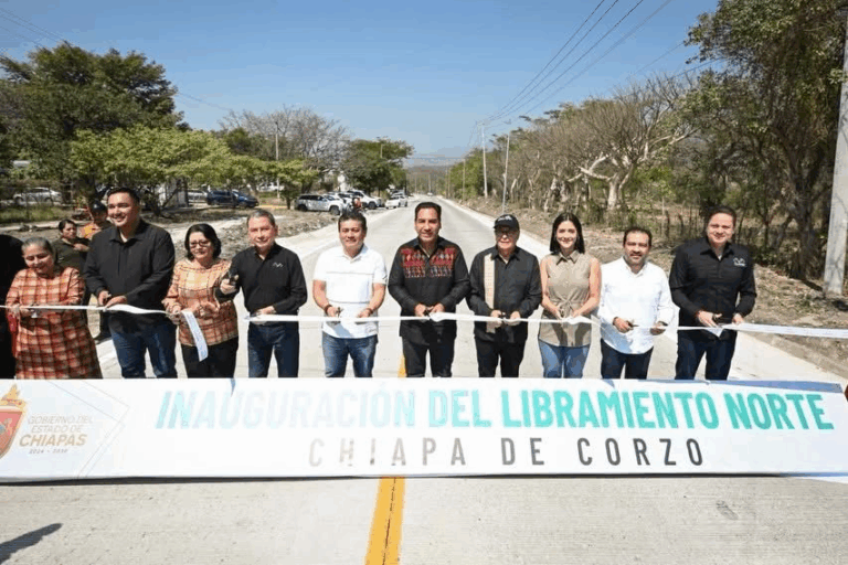 Eduardo Ramírez fortalece conectividad y educación en Chiapa de Corzo