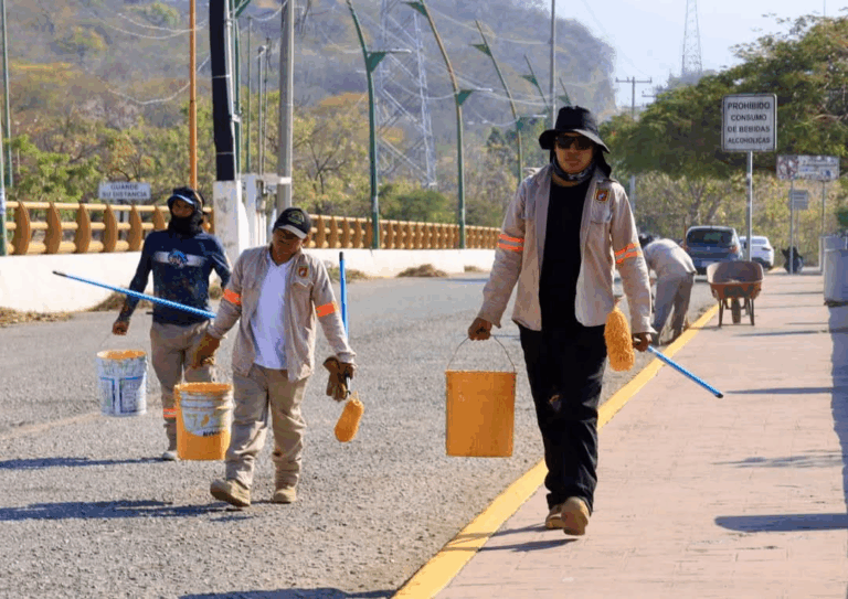 Llega “Chuleando Tuxtla” a la colonia La Salle, con servicios integrales: Ángel Torres