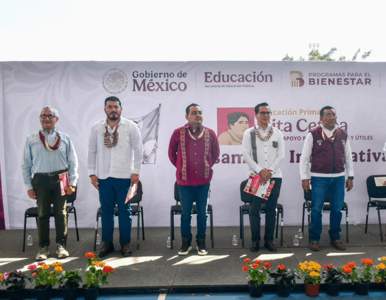 Berriozábal realiza asamblea informativa sobre la Beca Rita Cetina