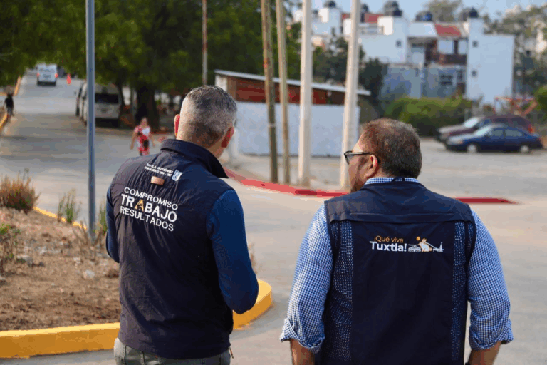 Ángel Torres lleva el programa Colonias al 100 a la zona norte oriente de la capital