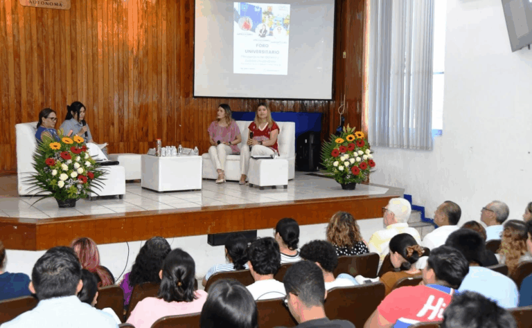 Poder Judicial participa en foro universitario sobre perspectiva de género y prevención de la violencia contra la mujer