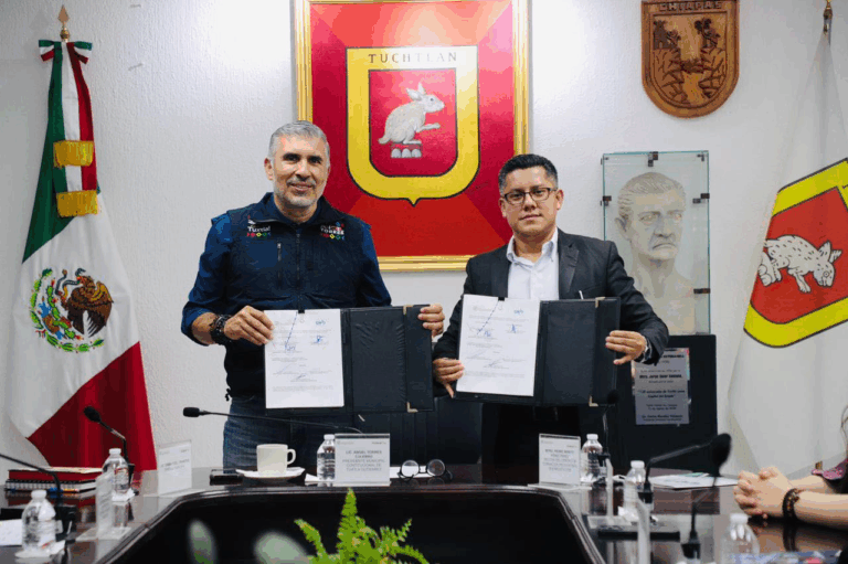 Ayuntamiento de Tuxtla firma convenio con universidades para ampliar oportunidades educativas