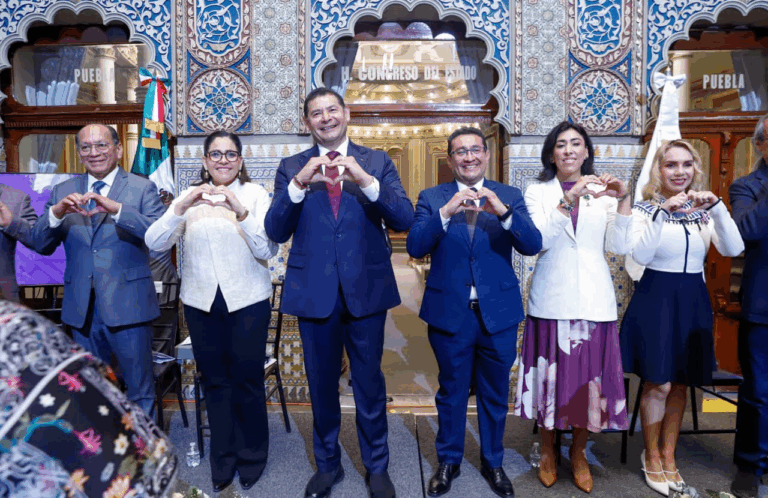 Inauguran en Puebla el Salón de Protocolos “Elena Garro” para reconocer el legado femenino