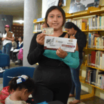 Entregan becas Benito Juárez a estudiantes de preparatoria abierta para fortalecer permanencia escolar