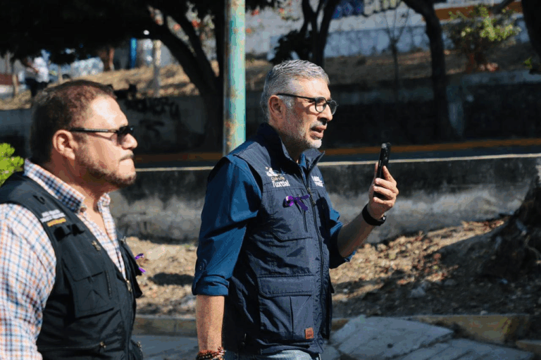 Colonias al 100 llega a San José Chapultepec con acciones de limpieza y mejoramiento urbano