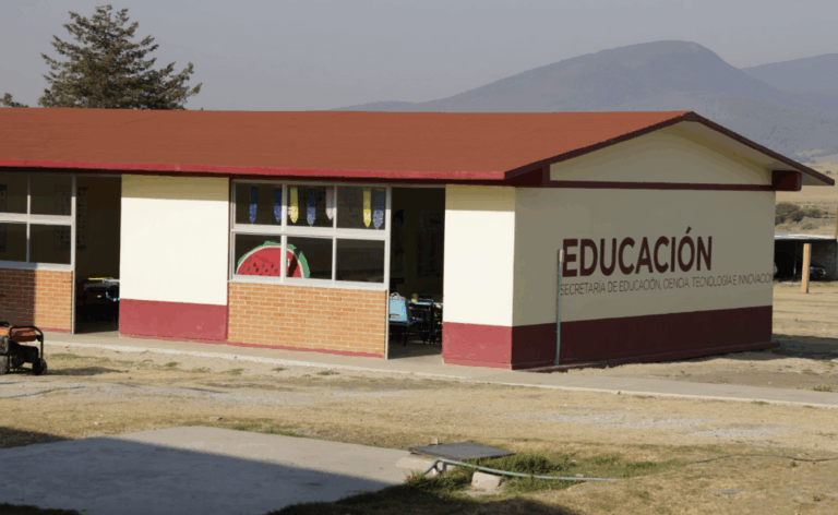 Gobierno del Estado de México realiza más de mil obras en escuelas para beneficiar a estudiantes