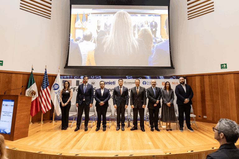 Nuevo León busca integrarse a la cadena global de semiconductores: Samuel García