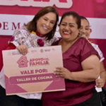 Rocío Nahle entrega apoyos a emprendedores y familias en Ixhuatlancillo