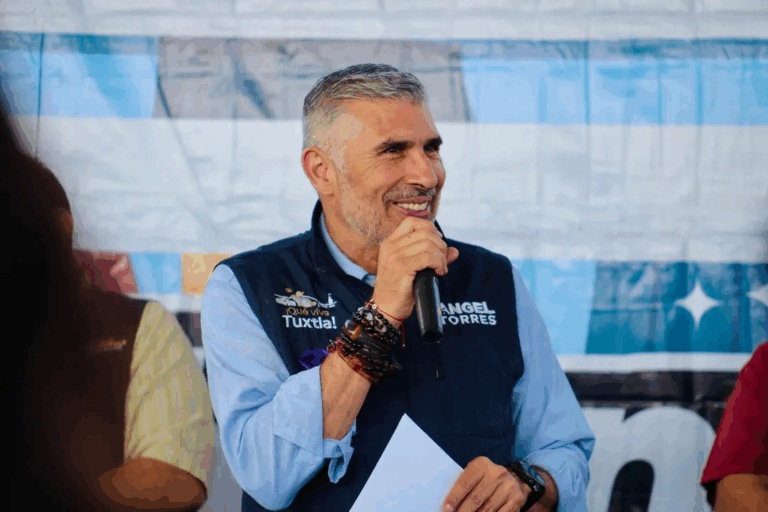 Ángel Torres encabeza jornada de “Chuleando Tuxtla” en beneficio de 12 colonias de la capital