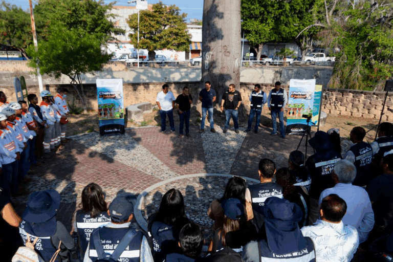 Refuerzan limpieza del río Sabinal con brigadas de distintas dependencias municipales