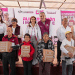 Pepe Chedraui y MariElise Budib llevan apoyo alimentario a familias de La Libertad