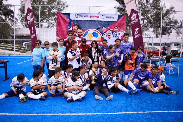 Puebla impulsa inclusión con torneo de futbol para personas con Síndrome de Down